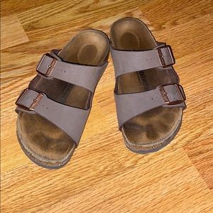 Girls Birkenstock’s